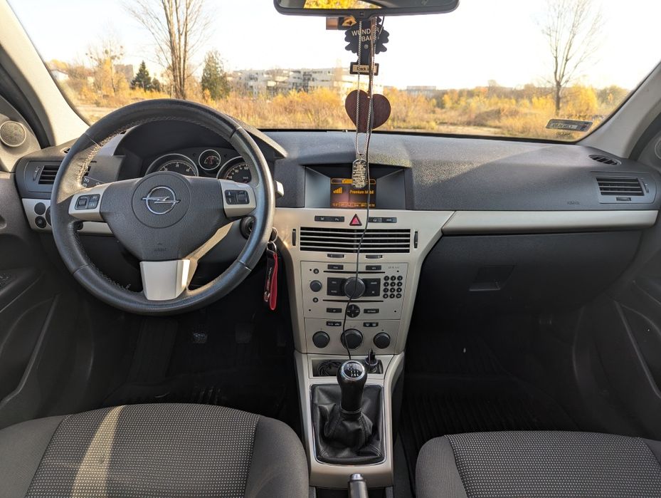 Opel Astra H 1.9 CDTI 150km Cosmo