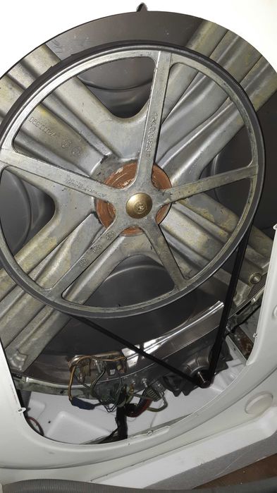 Стиральная машина Ariston на запчасти