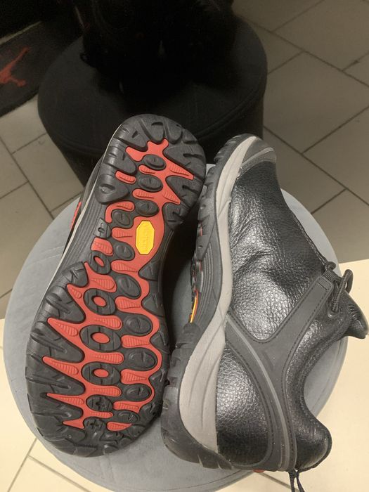 чоловічі кросівки Merrell