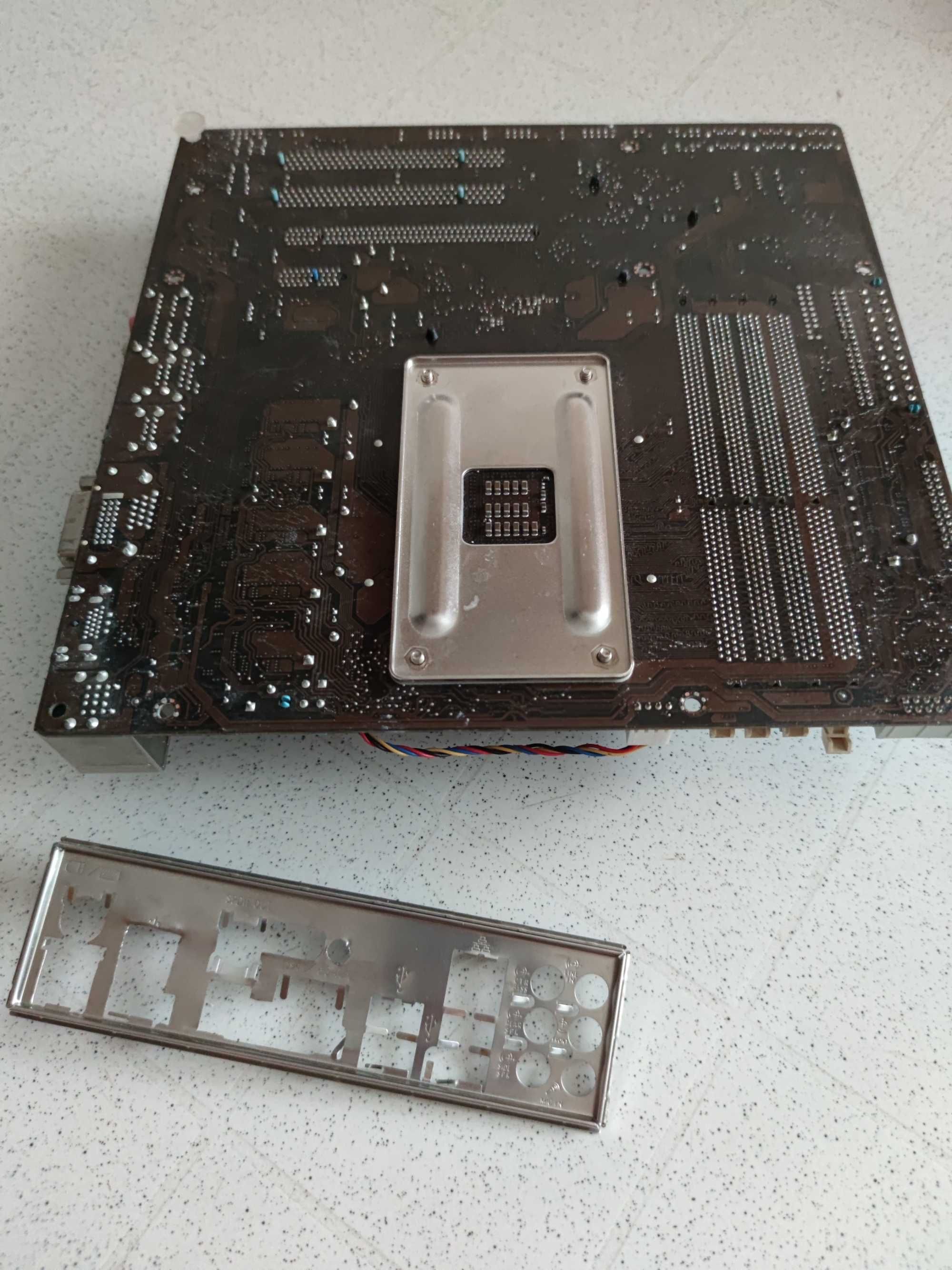 Комплект Asus M4A785T-M + Athlon ll X2 255 + DDR3 2GB + кулер