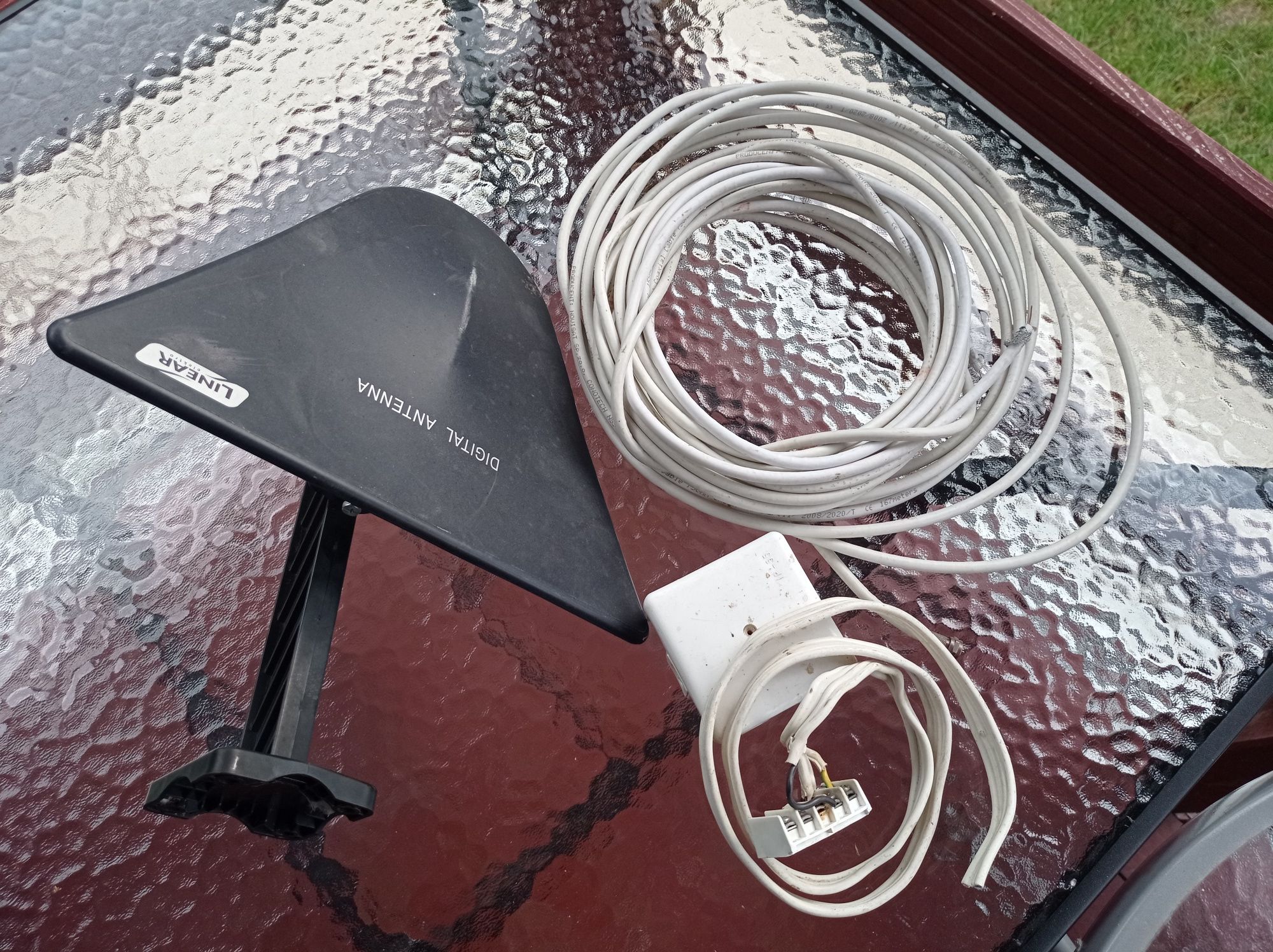 Antena zewnętrzna TV DVB-T/T2 AKTYWNA A-80 LINEAR