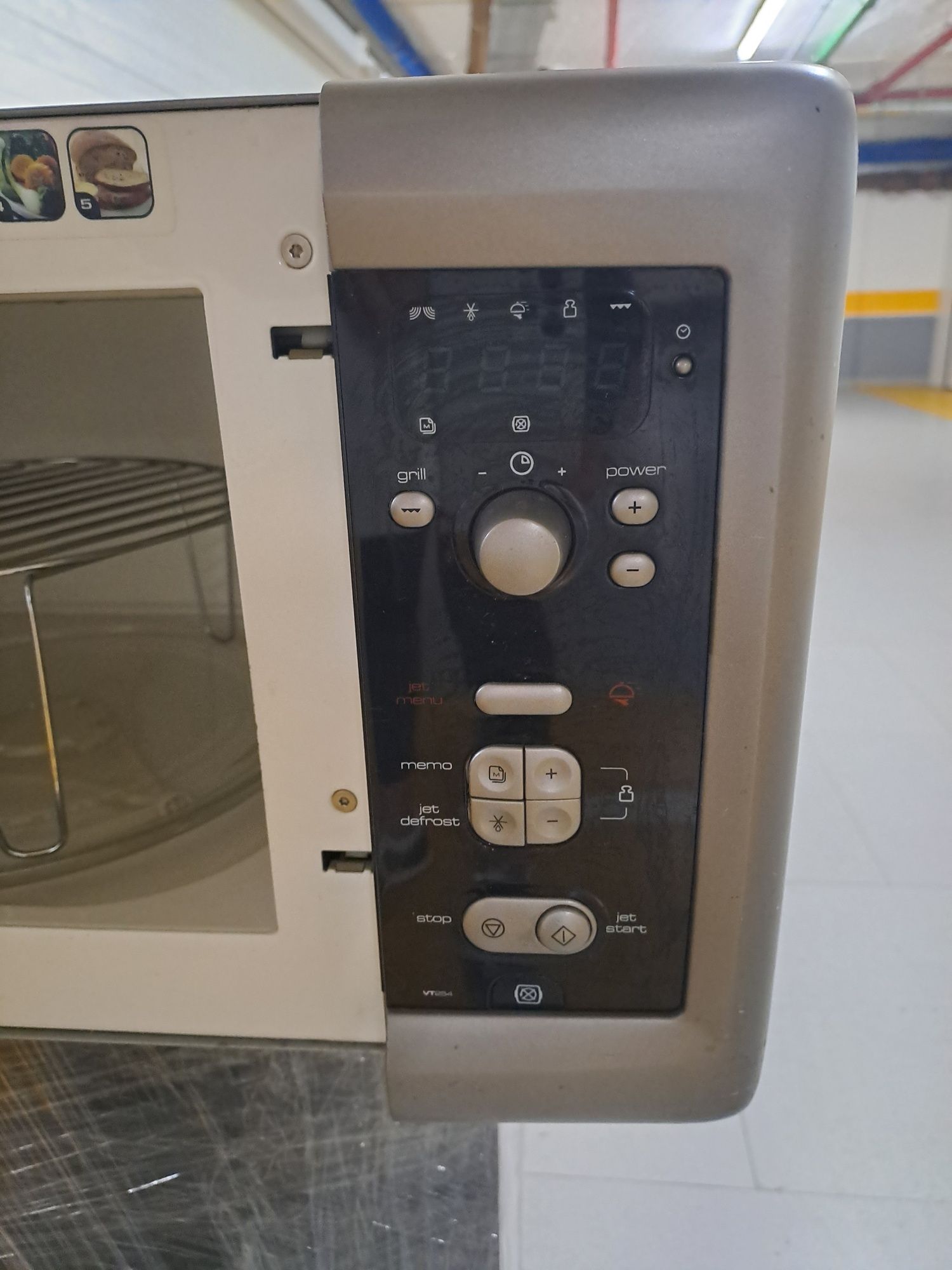 Microondas Whirlpool com grill