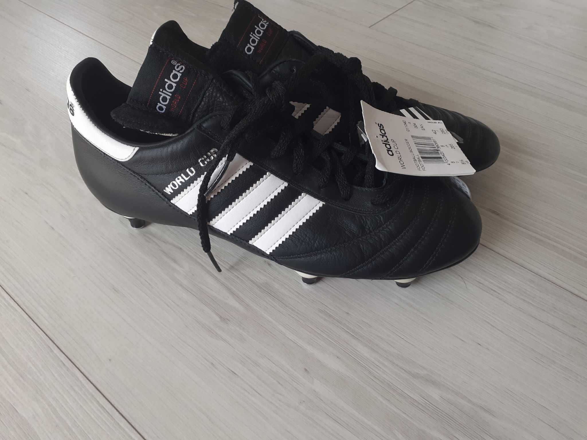 Profesjonalne buty piłkarskie korki Adidas World Cup 011040 r. 42