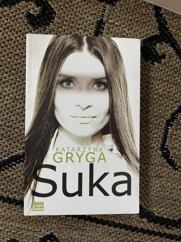Ksiazka pt suka.