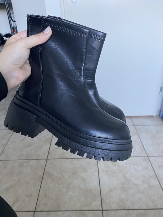 Продам осіні черевики з натуральної кожі