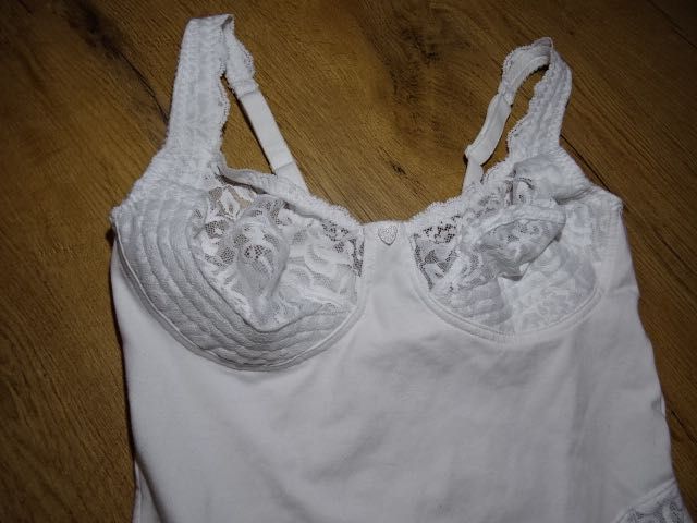 Lovable body korygujące nowe białe 80 B