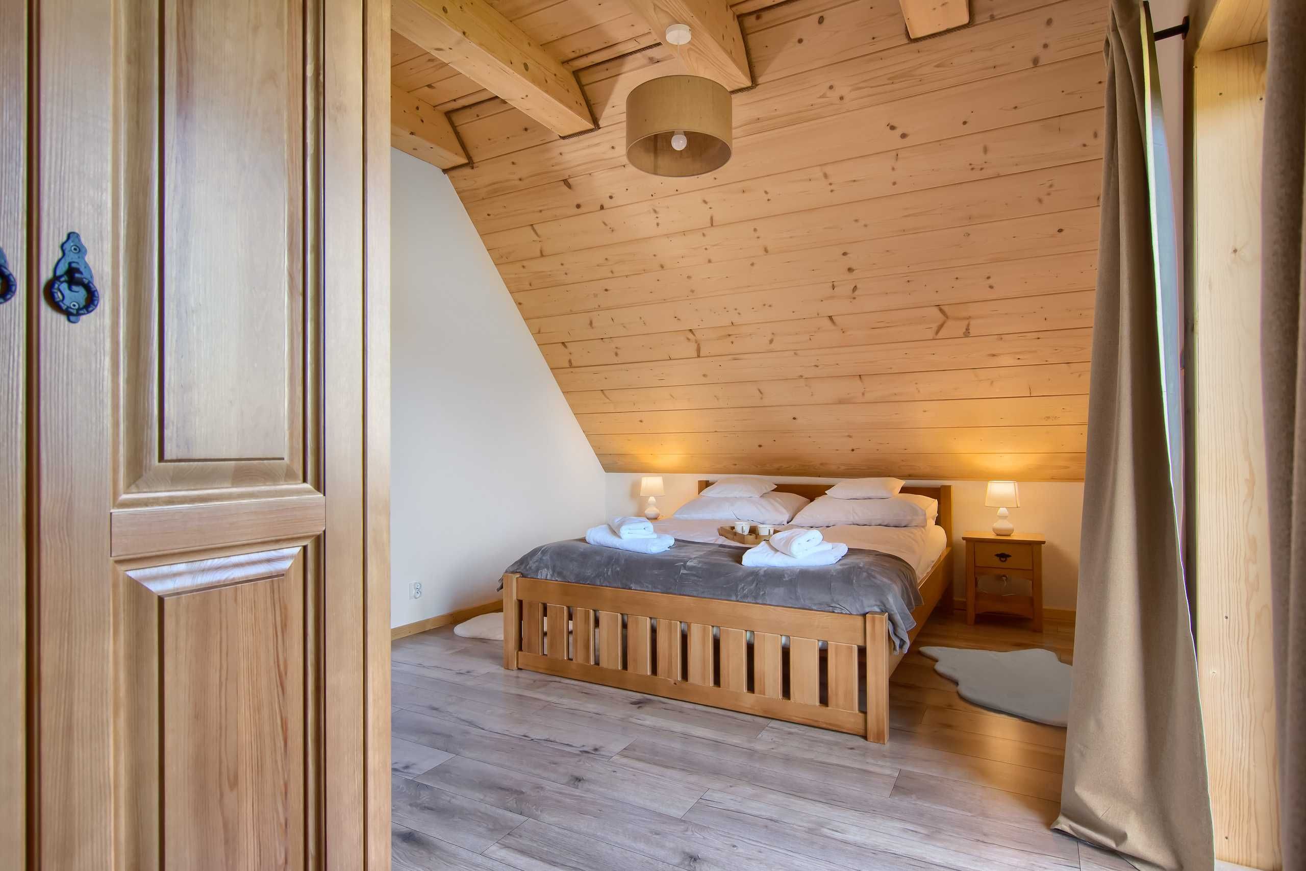 Domek w górach dom drewniany z bali SAUNA weekend noclegi ZAWOJA góry