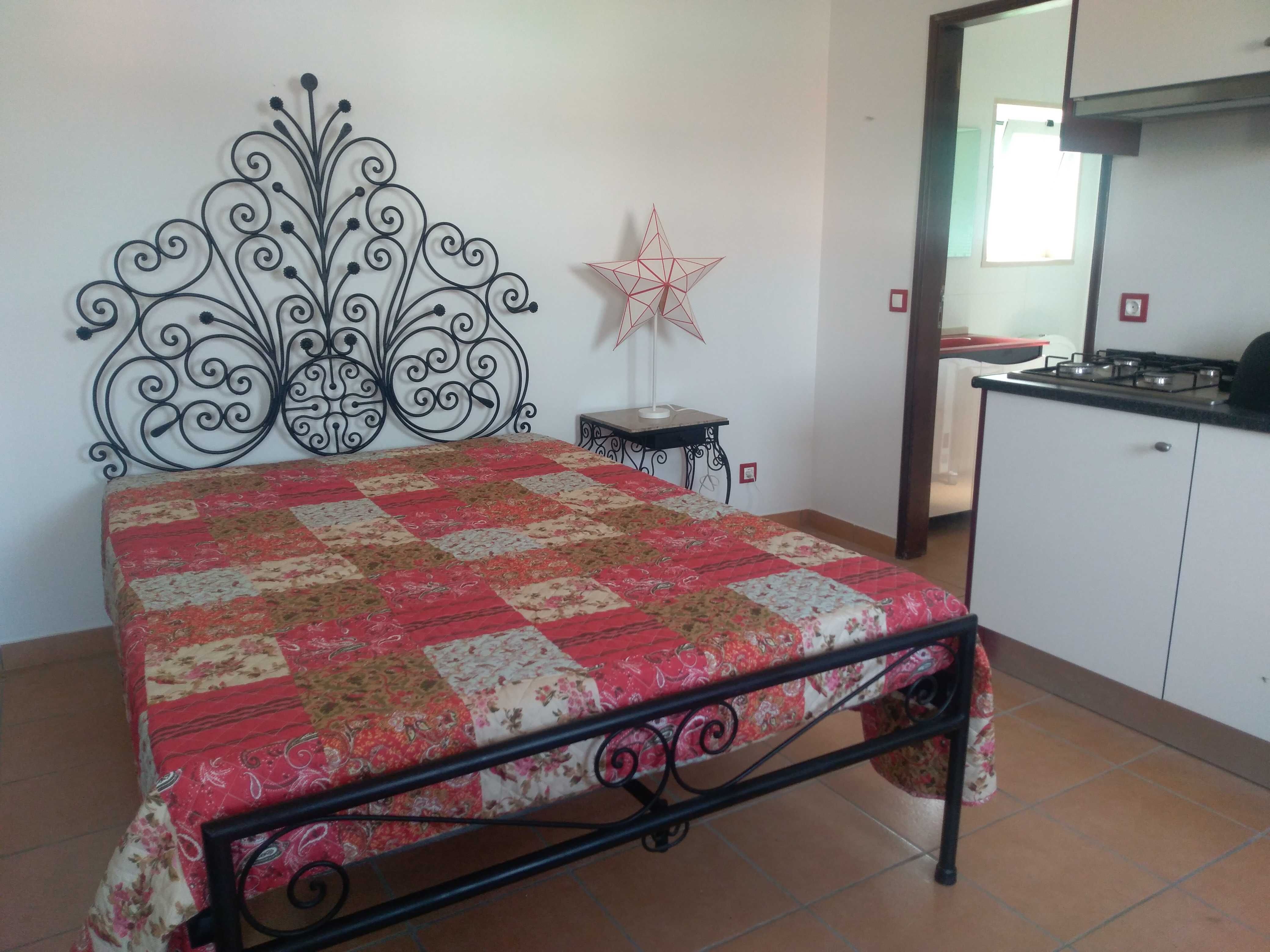 Casa T0 em Condomínio