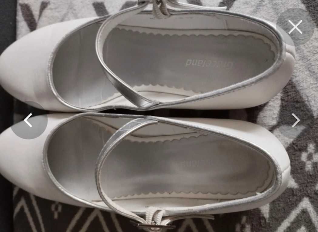 Buty komunijne na obcasie dla dziewczynki rozmiar 35