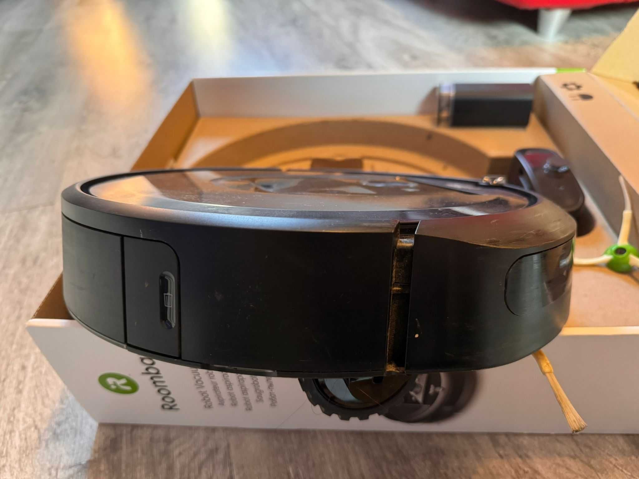 Robot odkurzający iRobot Roomba i7