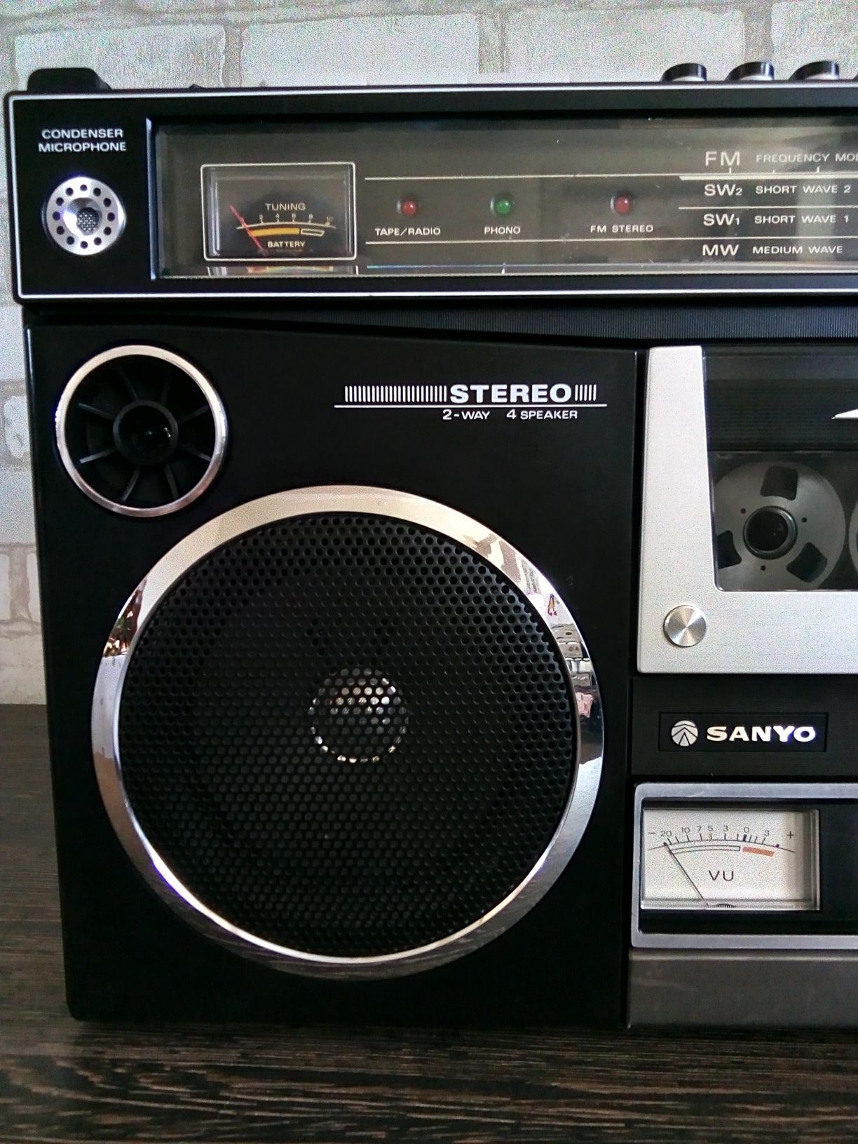 Sanyo M 4500KE  4 band radio/cassette recorder 1979-81