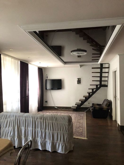 Здається в оренду напівособняк у центрі Івано-Франківська