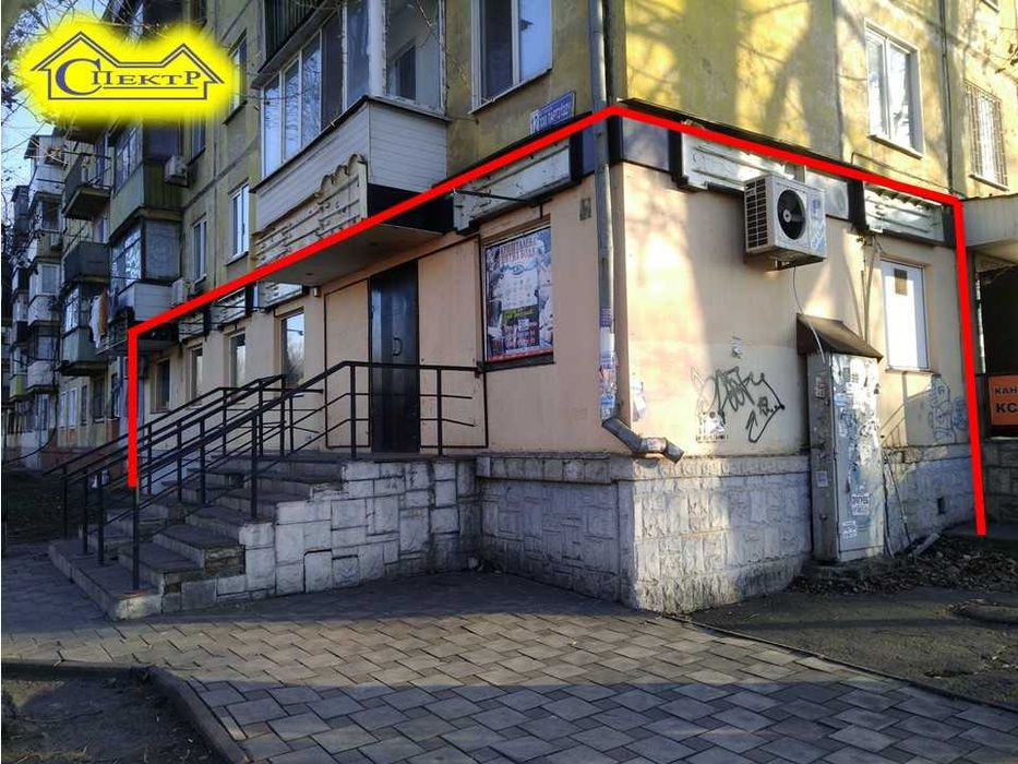 магазин на перехресті червона лінія Віталія  Матусевича 88кв.м.
