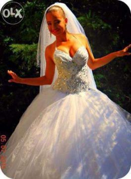 Свадебные платья оптом