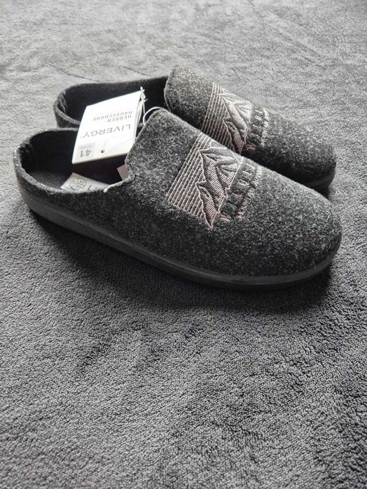 Obuwie domowe kapcie męskie r. 41 Nowe