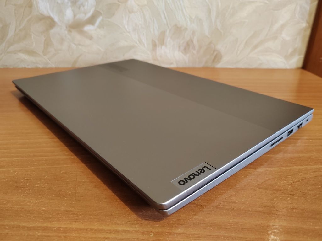 Lenovo Thinkbook 15 G4, Core I7 - 1255u, Ram 16gb, SSD 512 Gb, Iris xe