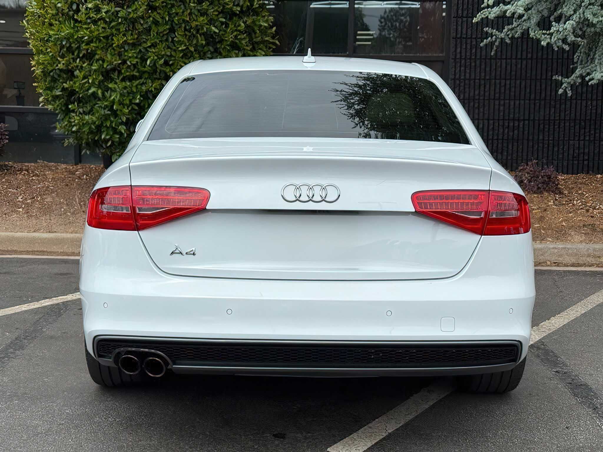 Audi  A4 Premium Plus 2015