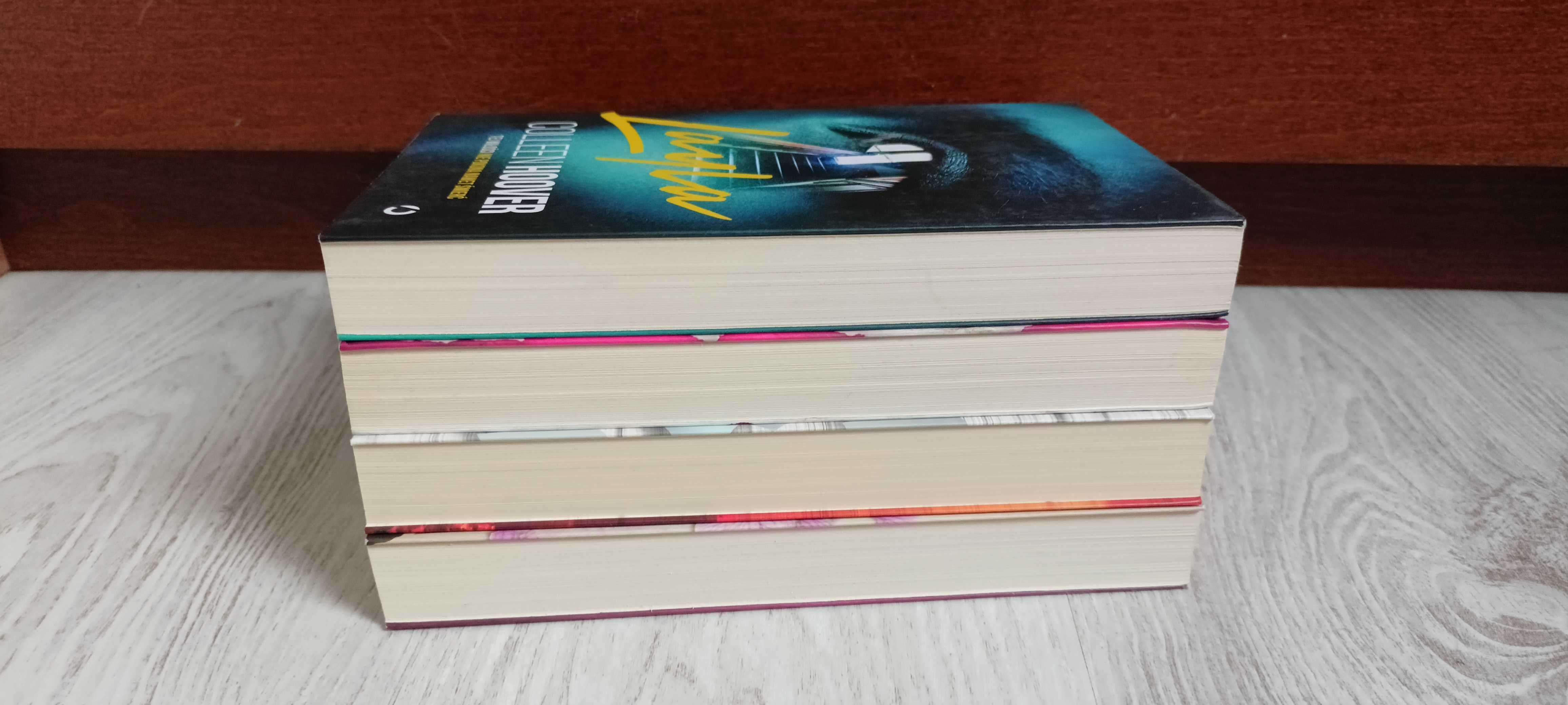 4x Colleen Hoover It ends with us + November 9 + Without Merit + Layla