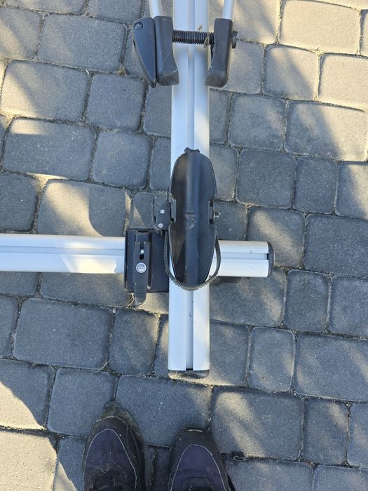 Bagażnik na 3 rowery na dach.