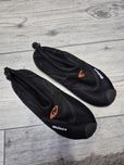 Nowe buty Chłopięce do pływania rozmiar 32