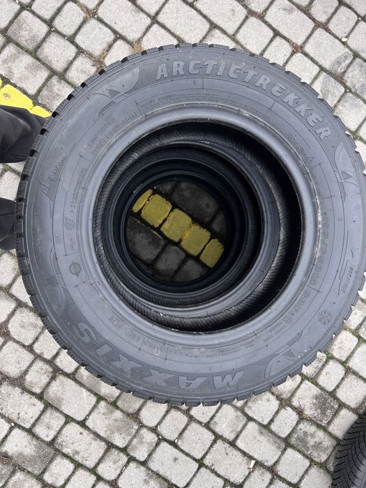 Резина 195.65.14 комплект, зима як нова