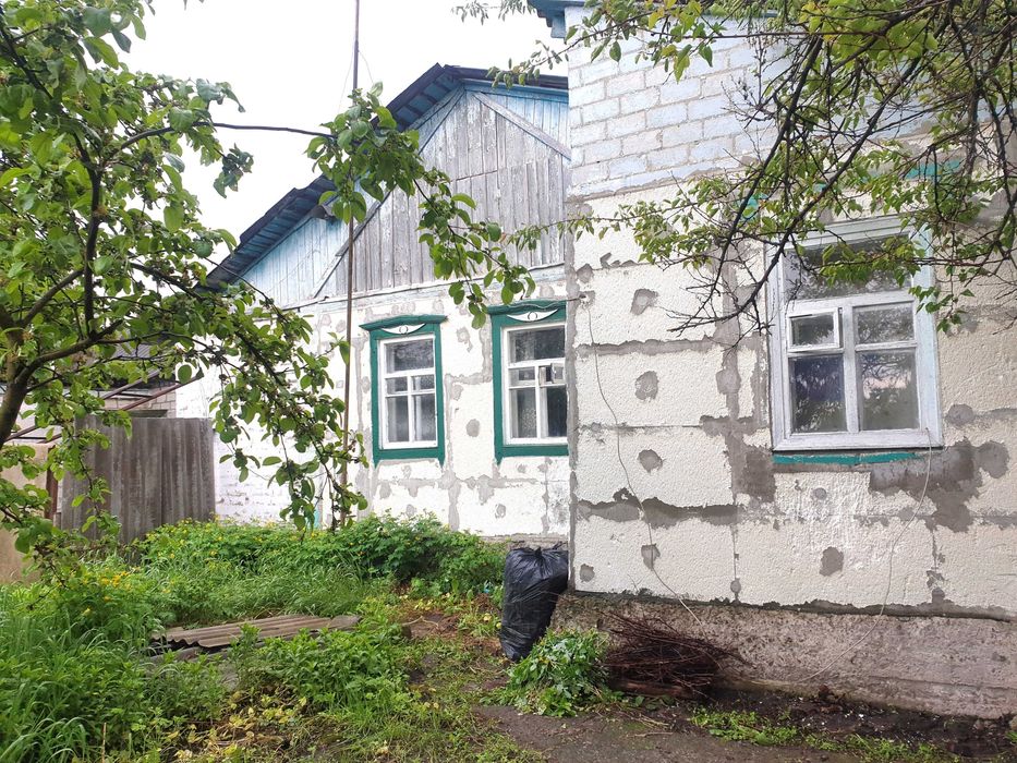 Продам будинок, Безлюдівка ( центр)