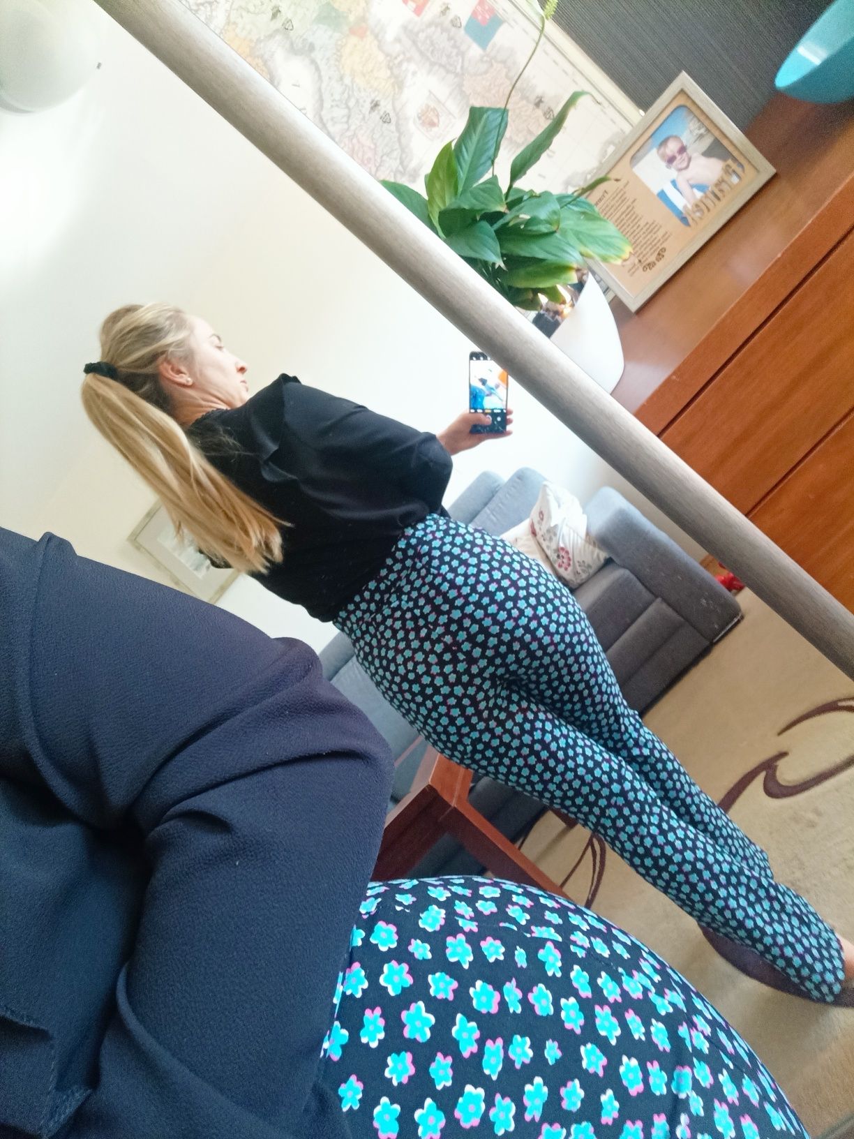 Spodnie mini flare dzwony kwiaty xs