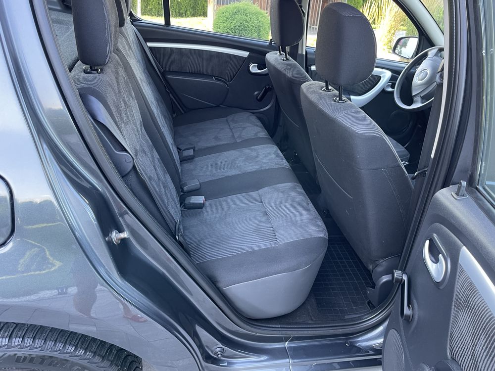 Dacia Sandero 1.4 mpi 90 tys przebiegu/ jeden wlasciciel