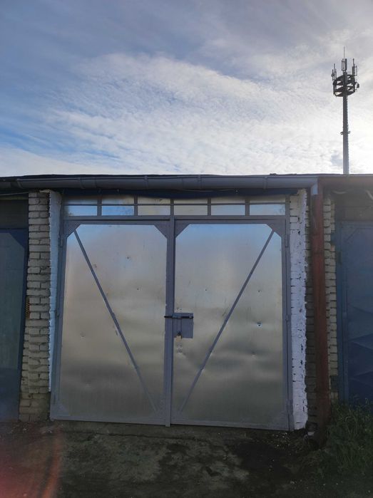 Garaż do wynajęcia 19m², prąd, oświetlenie; ul. Batalionów Chłopskich