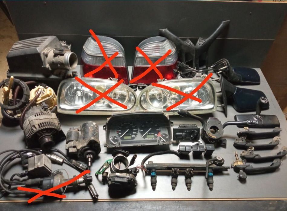 VW Golf 3 GT 1.6 alternator rozrusznik aparat lampy MFA wtryski luster