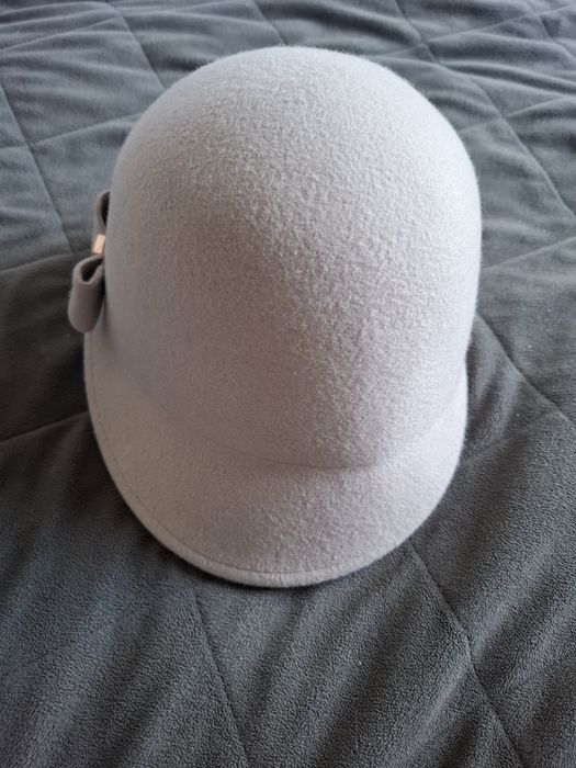 Шляпка під пальто