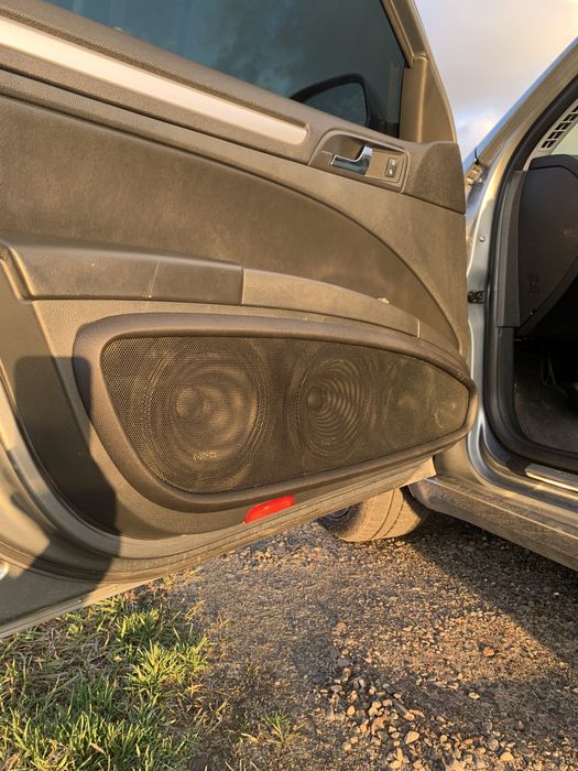 Карти Skoda SuperB Гучний фронт Громкий фронт Автозвук