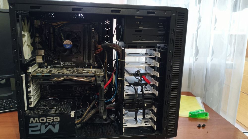 Компьютер с монитором