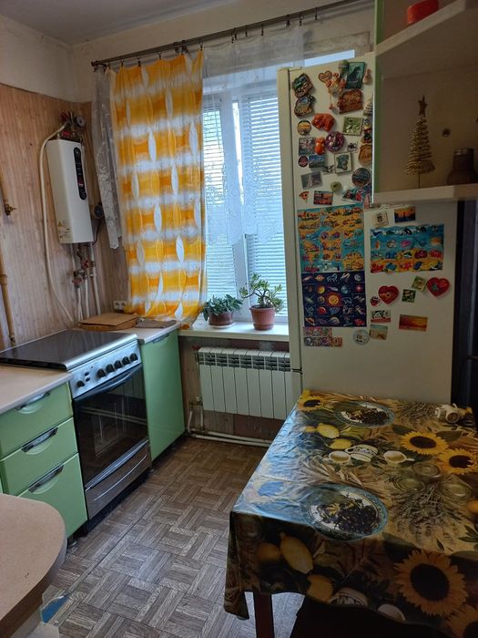 Продам 4-х комн.квартиру