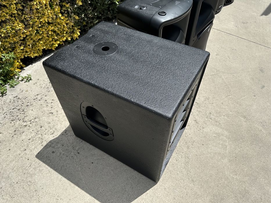 Coluna som - Mackie + subgrave