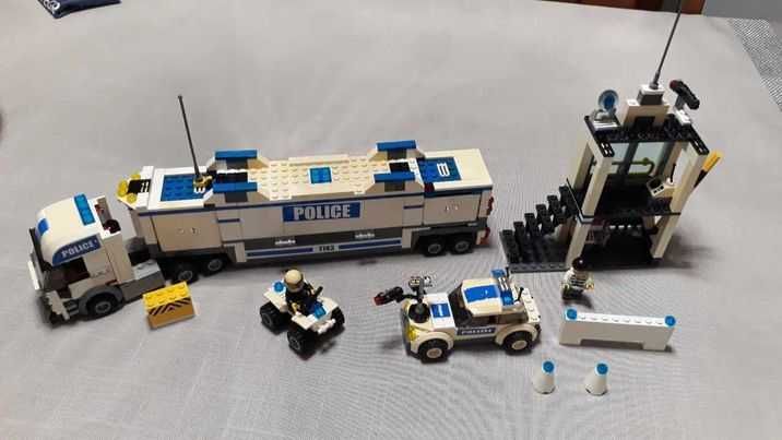 Lego city tir policyjny 7743