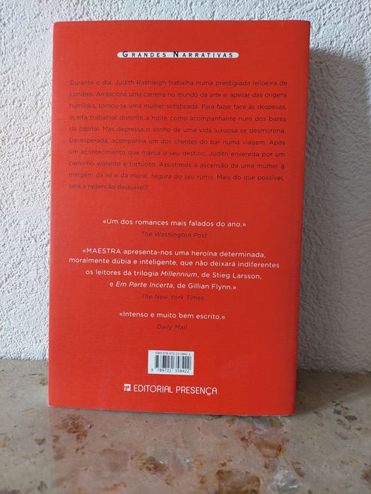 Maestra - L.S. Hilton