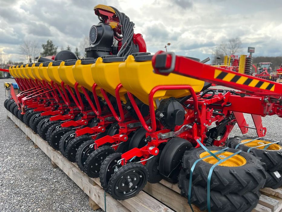 Väderstad Tempo V 12  Siewnik punktowy Vaderstad Tempo V 12