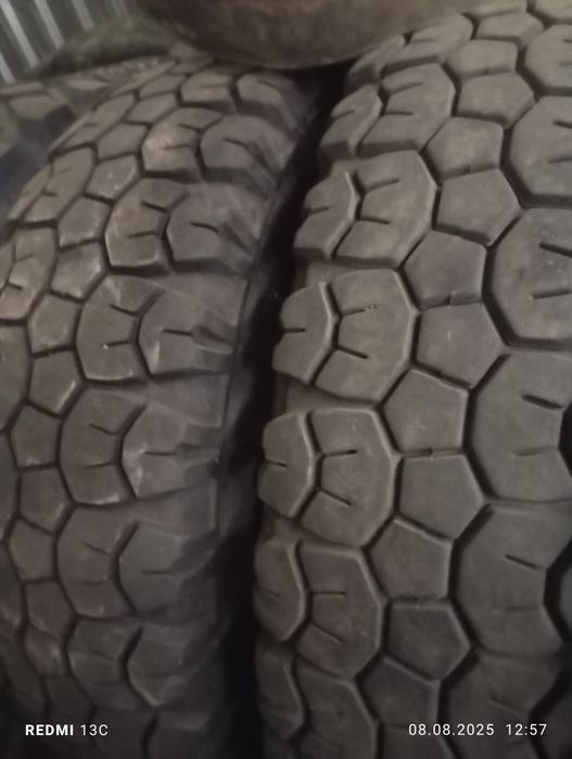 Продам шини колеса на Урал 1400-20. ЗІЛ 131 1200-20.
