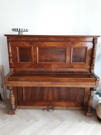 Stare pianino niemieckie zabytkowe