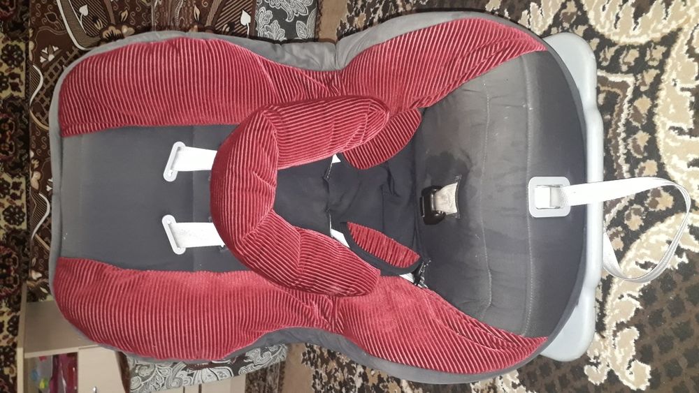 Продам автокрісло BRITAX ROMER