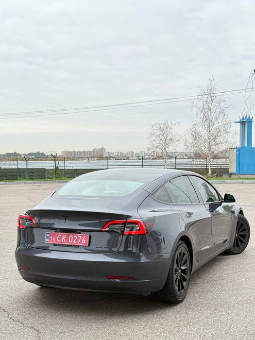 Tesla Model 3 dual motor 2021 год