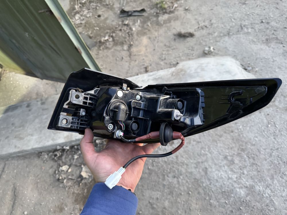 Фонарь задний левый фара задня стоп Mazda cx-5 cx5 2022 2023 2024 2025