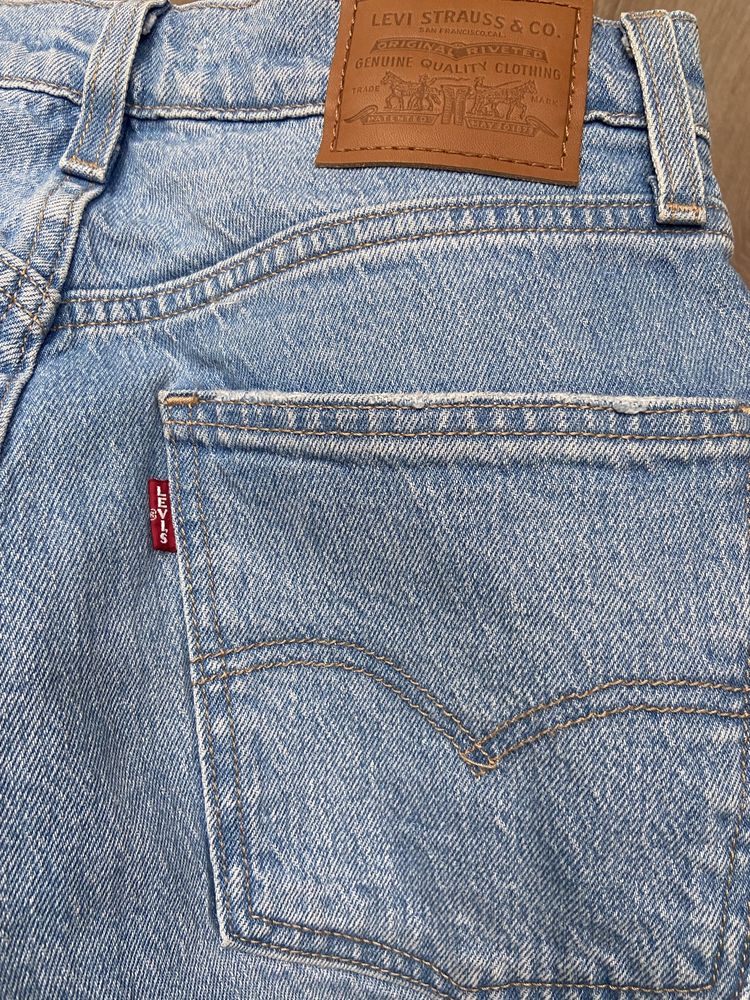 Джинси Levis 27 розмір Hight Slim Staight 70’s