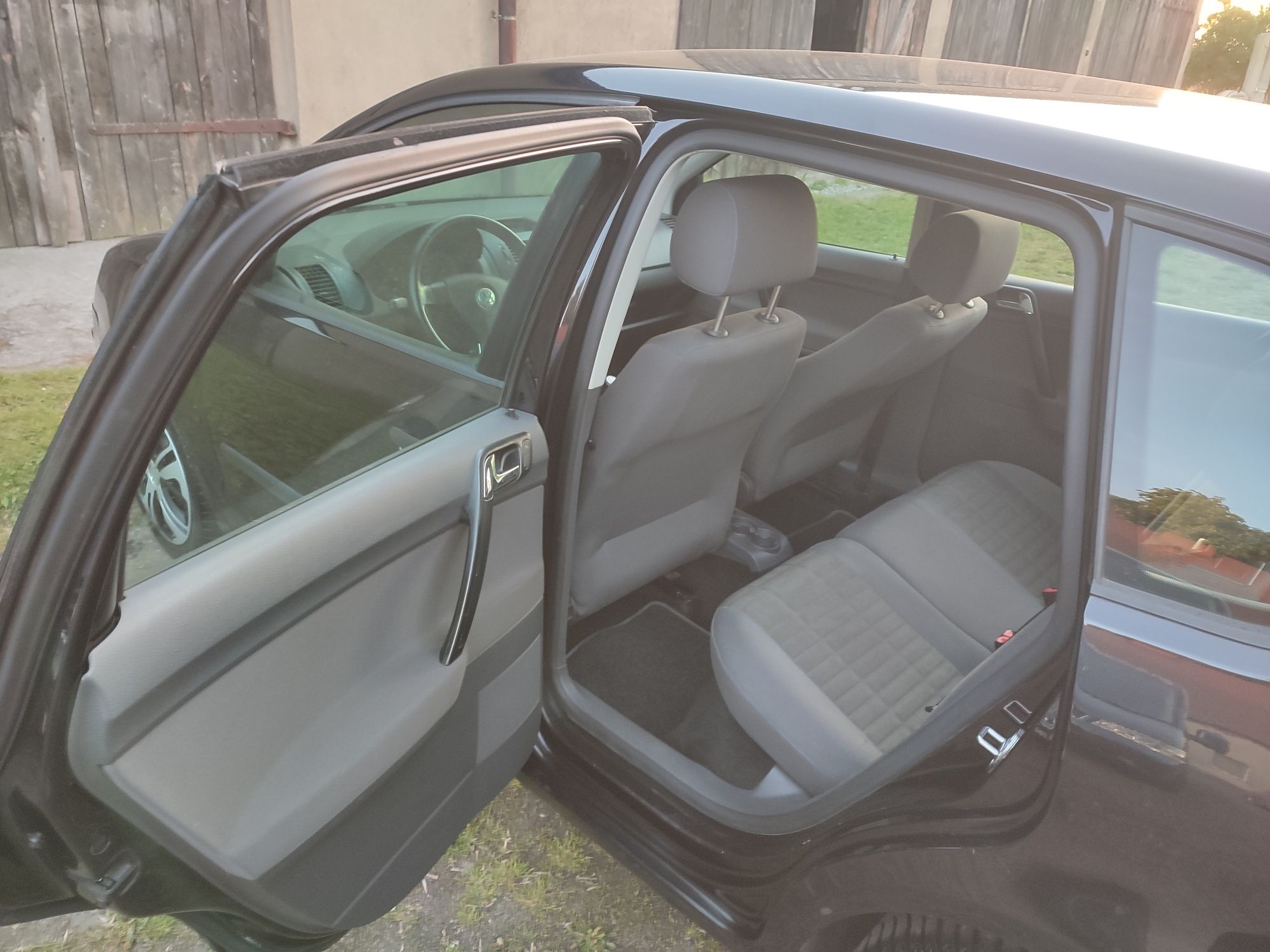 VW Polo 9N 2007 bogate wyposażenie Climatronic Parktronic itd