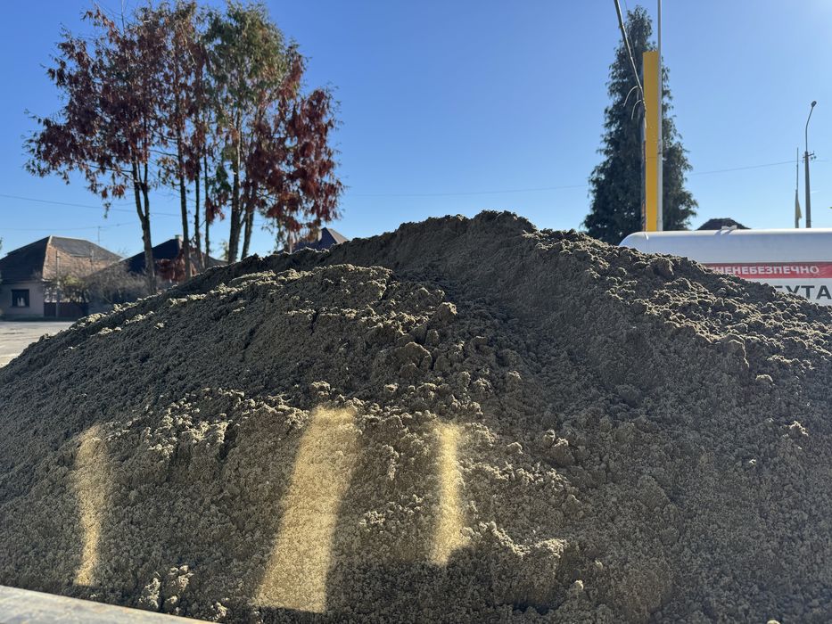 Пісок,щебень,клинець,отсев,мучка вивіз сміття,доставка,самосвал,гравій