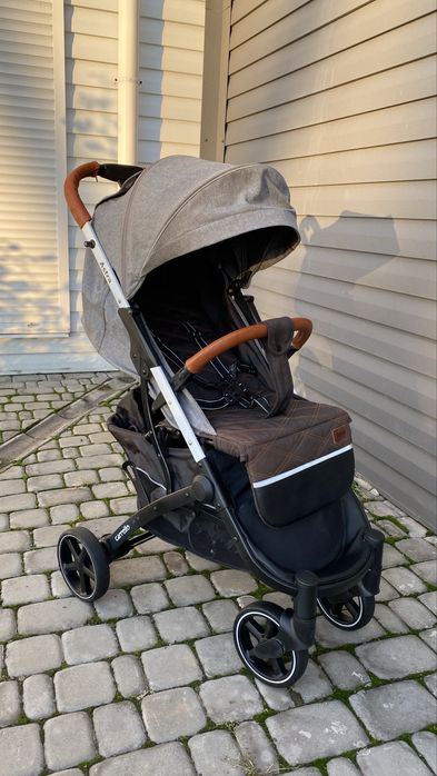 Прогулянковий візок Carrello Astra(прогулочная коляска camino bravo)