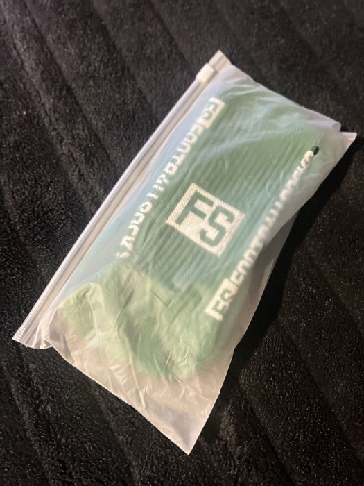 Meias desportivas anti-derrapantes