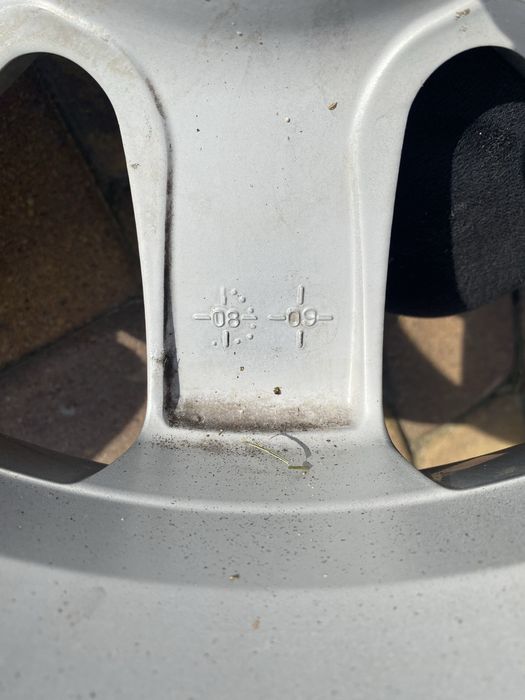 Felgi aluminiowe Audi 16