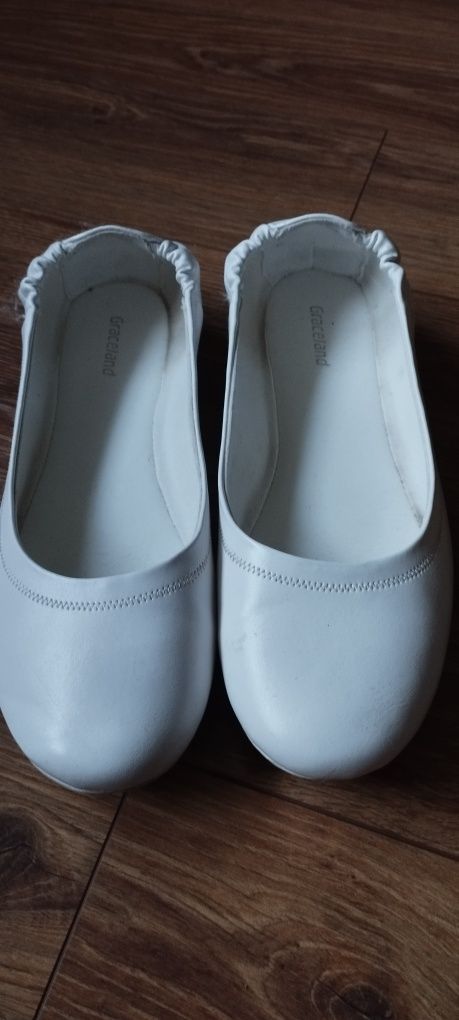 Buty na komunię rozm. 35